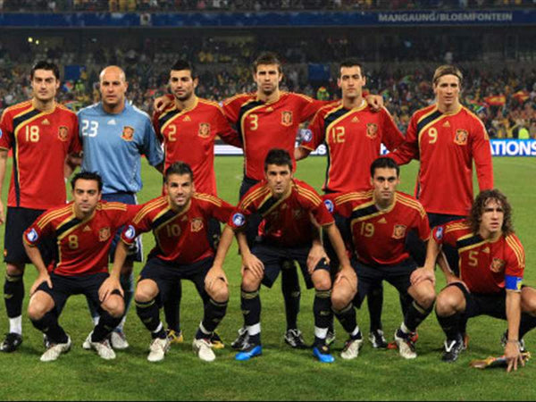 Iniesta Spain 2009 CONFEDERATIONS CUP Home Jersey Espana Camiseta Shirt BNWT XL SKU# P06574 foreversoccerjerseys