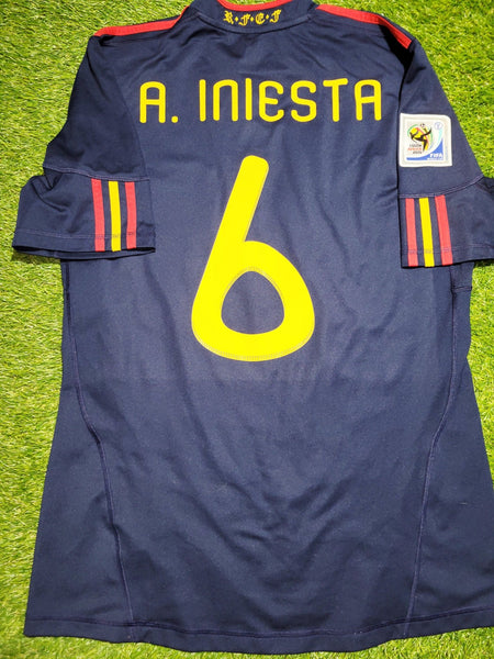 Iniesta Spain 2010 WORLD CUP Final Away Soccer Jersey Shirt M SKU# P47896 Adidas