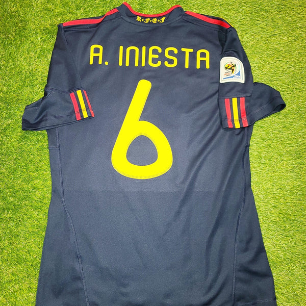 Iniesta Spain 2010 WORLD CUP FINAL WITH STAR Jersey Espana Camiseta Shirt M SKU# P47896 AZB001 foreversoccerjerseys