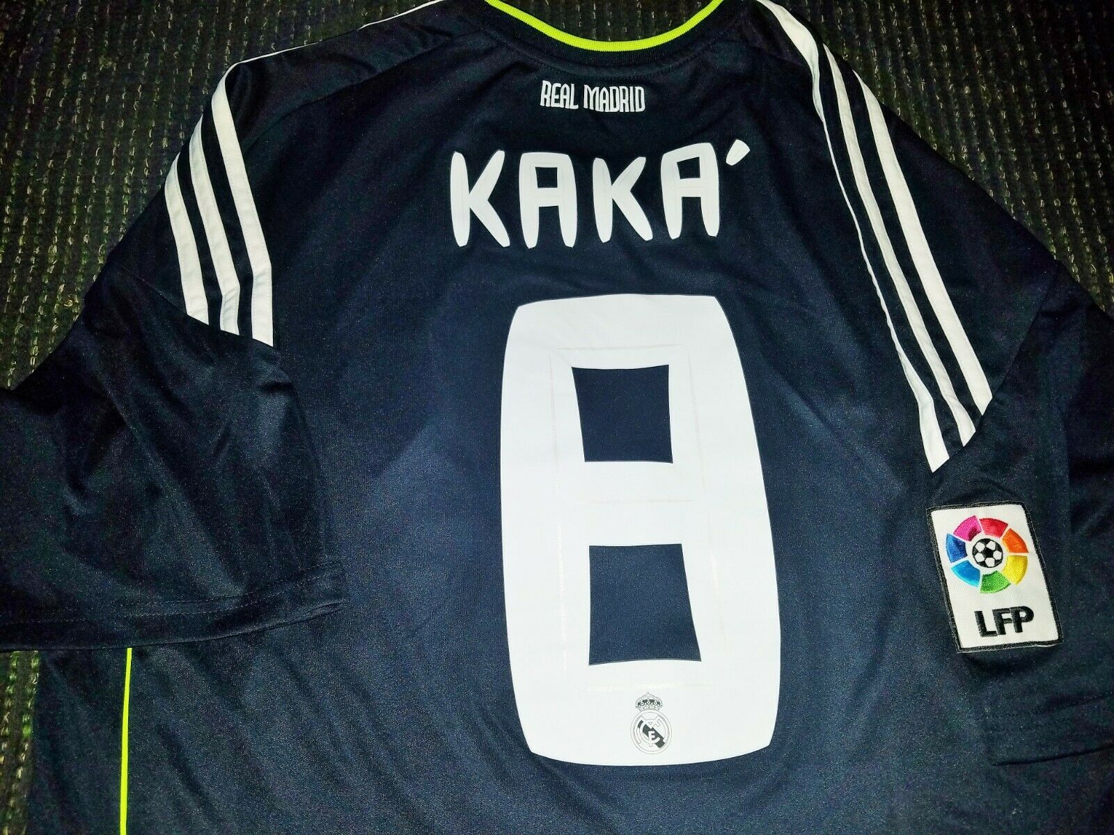 Kaka Real Madrid 2010 2011 Jersey Camiseta Shirt Maglia XL - foreversoccerjerseys