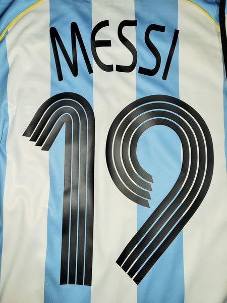 Messi Argentina 2006 WORLD CUP Home Soccer Jersey Shirt L SKU# 739802 AZB001 Adidas