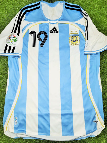 Messi Argentina 2006 WORLD CUP Home Soccer Jersey Shirt M SKU# 739802 AZB001 Adidas
