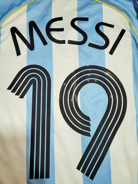 Messi Argentina 2006 WORLD CUP Home Soccer Jersey Shirt M SKU# 739802 AZB001 Adidas