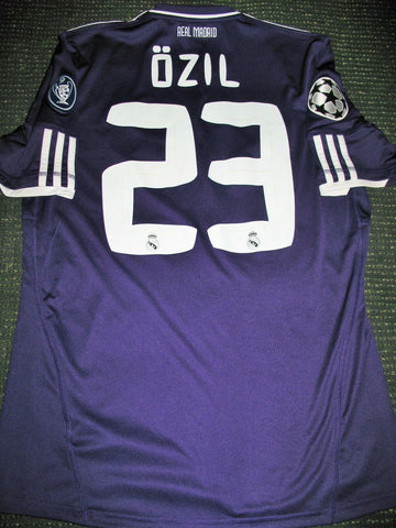 Ozil Real Madrid 2010 2011 UEFA Purple Jersey Camiseta Shirt M - foreversoccerjerseys