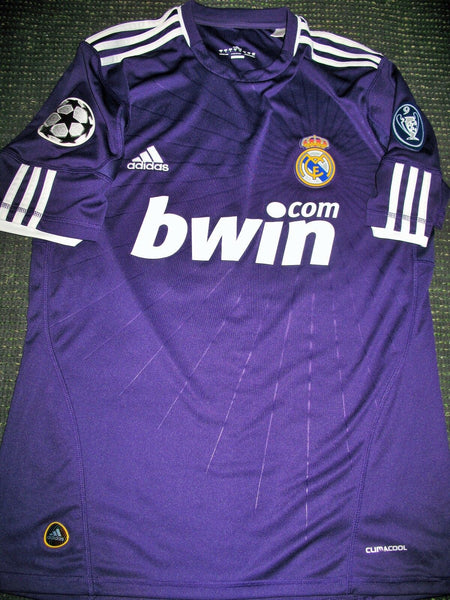 Ozil Real Madrid 2010 2011 UEFA Purple Jersey Camiseta Shirt M - foreversoccerjerseys