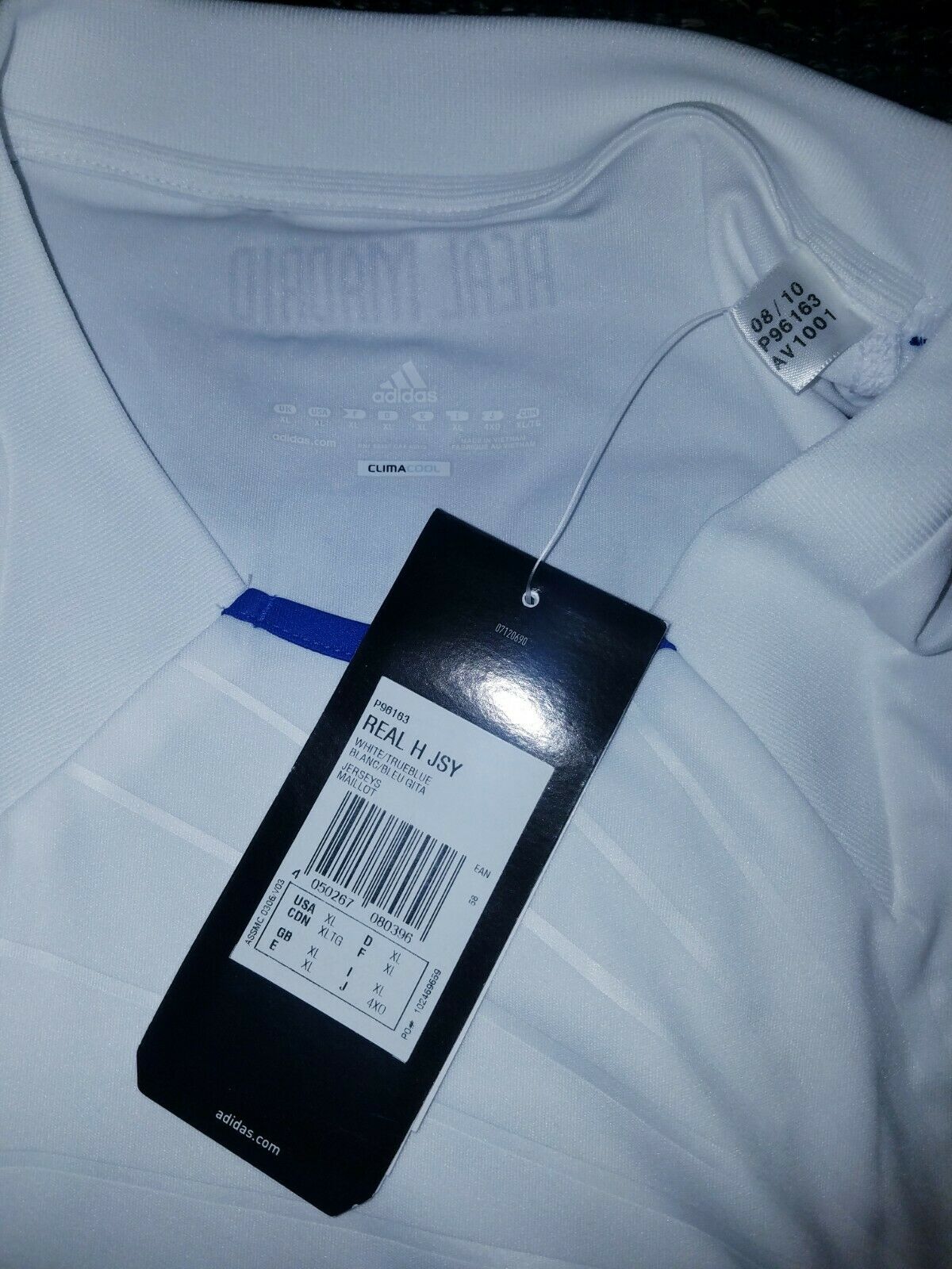 Ramos Real Madrid 2010 2011 Jersey Camiseta Shirt XL BNWT - foreversoccerjerseys
