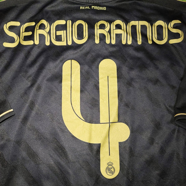 Ramos Real Madrid 2011 2012 Away Jersey Shirt Camiseta L SKU# V13642 foreversoccerjerseys