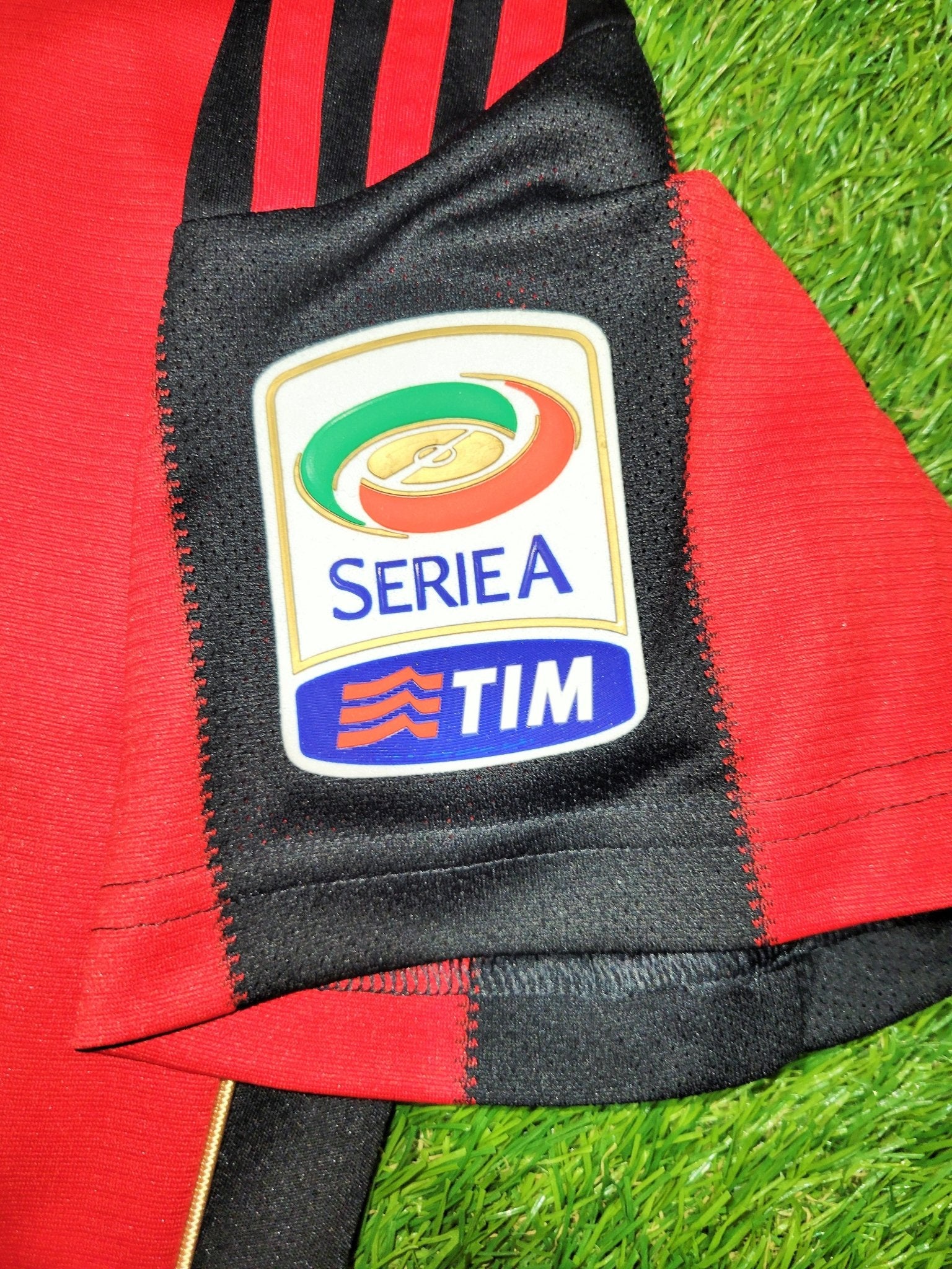 Ronaldinho AC Milan Adidas 2010 2011 Home Soccer Jersey Shirt BNWT M SKU# P96288 Adidas