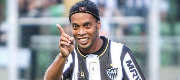 Ronaldinho Atletico Mineiro Lupo 2013 2014 Jersey M foreversoccerjerseys