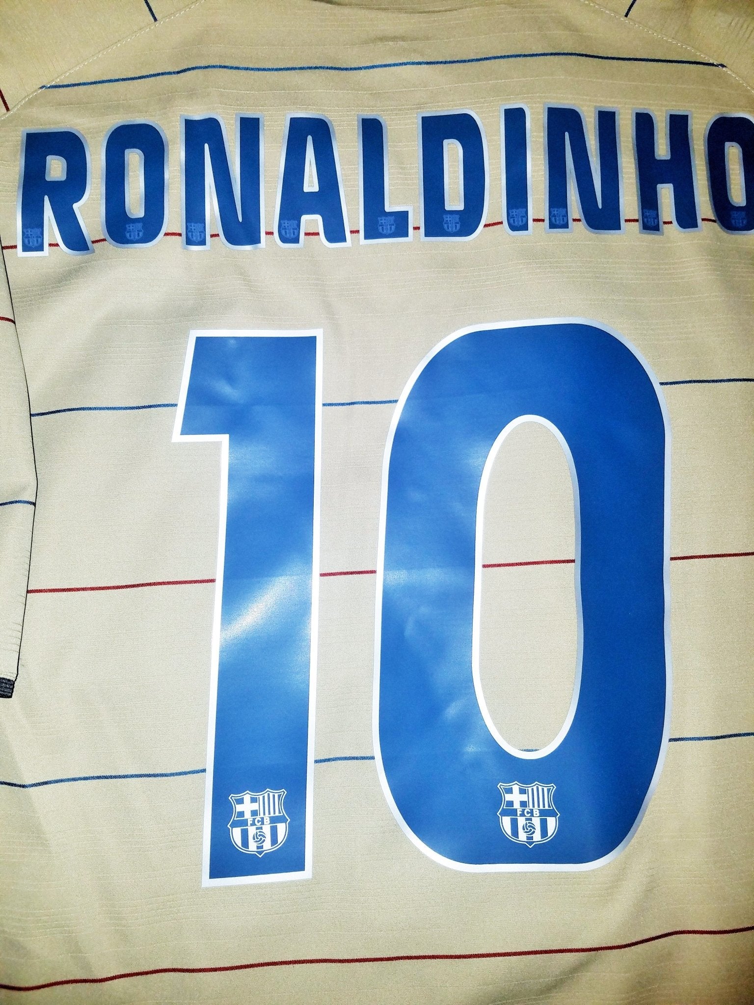 Ronaldinho Barcelona 2004 2005 Away Tan Jersey Shirt Camiseta L foreversoccerjerseys