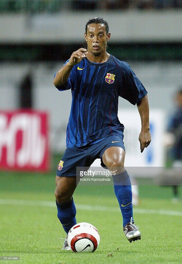 Ronaldinho Barcelona 2004 2005 Away Soccer Jersey XL SKU# 118862
