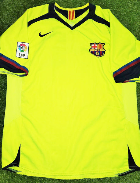 Ronaldinho Barcelona 2005 - 2006 Away Jersey Shirt Camiseta L SKU# S6DHA 195971 foreversoccerjerseys