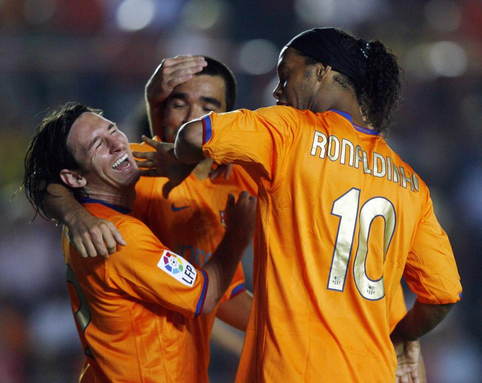 Camiseta barcelona hotsell 2006 ronaldinho