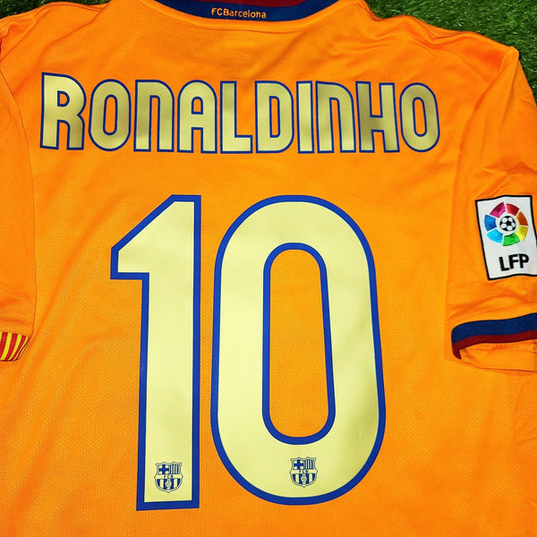 Ronaldinho Barcelona 2006 2007 Away Jersey Shirt Camiseta L SKU# 146982-819 foreversoccerjerseys