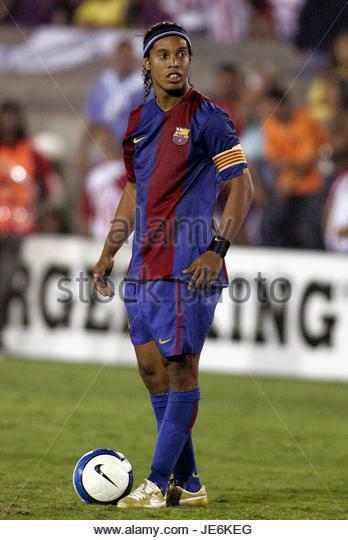 Ronaldinho Barcelona 2006 2007 Home Jersey Shirt Camiseta L SKU# F6AOM 146980 Nike