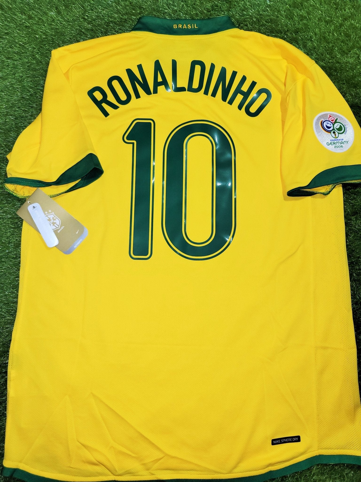 ブラジル代表 2006W杯 Ronaldinho ユニフォーム Ronaldinho Brazil 2006 World Cup Home Soccer Jersey Shirt