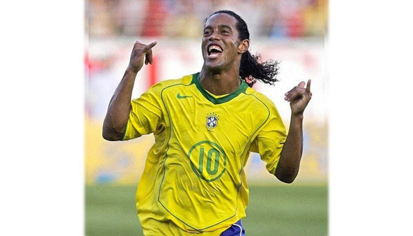 Ronaldinho Nike Brazil 2004 Home Soccer Jersey Shirt M SKU# 116603 Nike