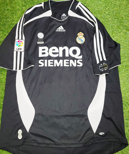 Ronaldo Real Madrid 2006 2007 Black Away Jersey Camiseta Maglia Shirt XL SKU# 060819 APU002 foreversoccerjerseys