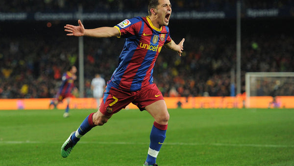Villa Barcelona 2010 2011 Home Nike Jersey Shirt Camiseta L SKU# 382354-486 foreversoccerjerseys
