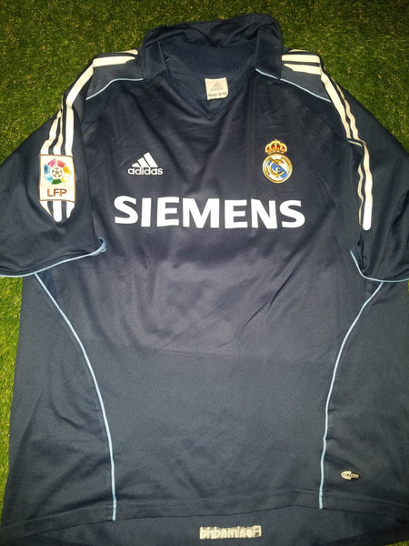 Zidane Real Madrid LAST SEASON 2005 2006 Away Navy Jersey Shirt Camiseta L SKU# 109856 AP5002 foreversoccerjerseys